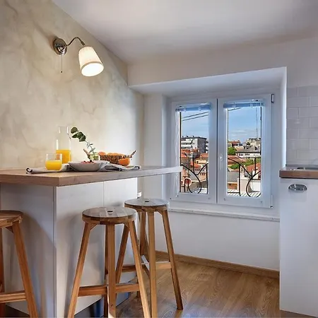 Serenity - In The Center Apartment