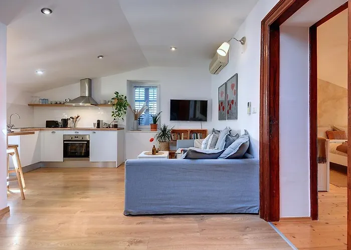 Lägenhet Serenity - In The Center Pula